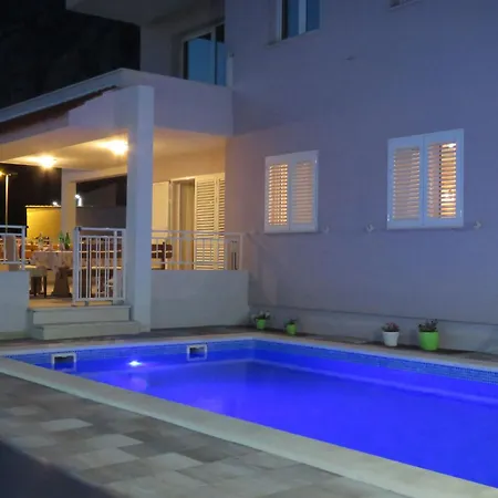 Apartamento Natasha By Interhome *