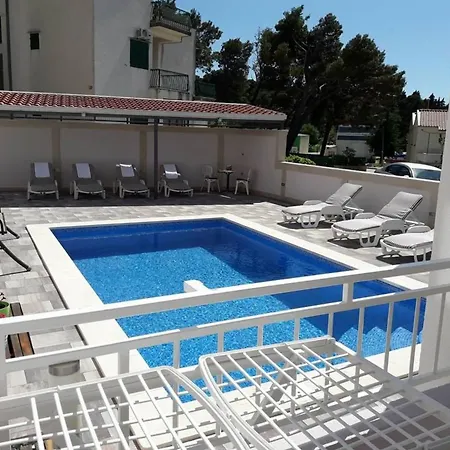 Natasha By Interhome Apartamento