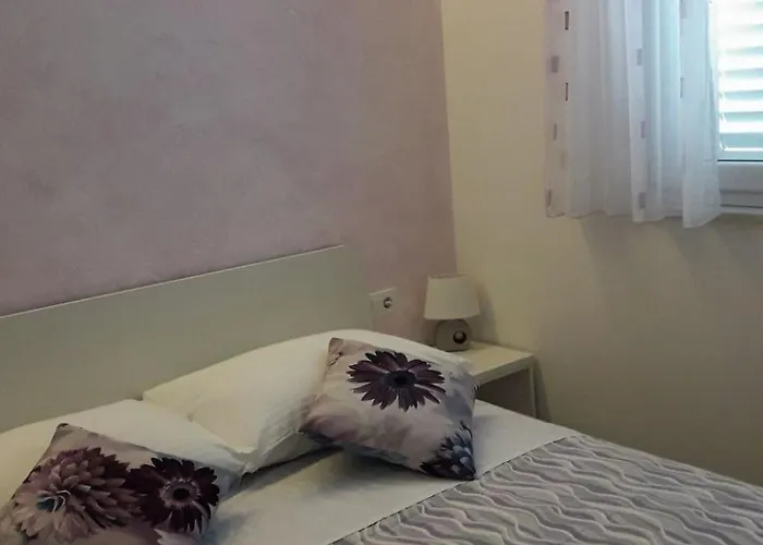 Natasha By Interhome Makarska