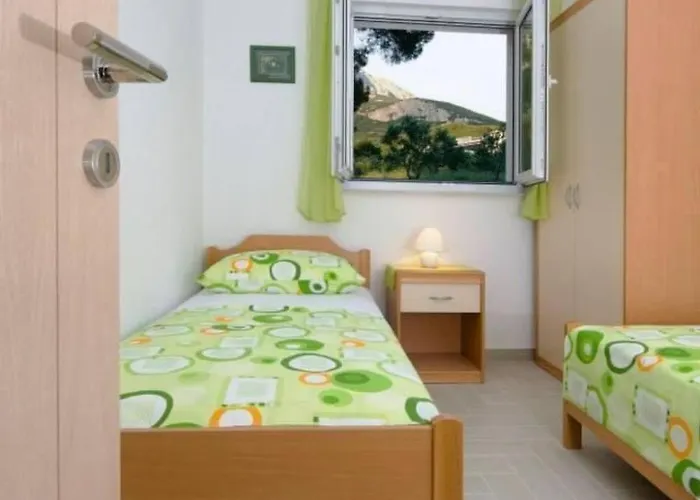 Natasha By Interhome Makarska