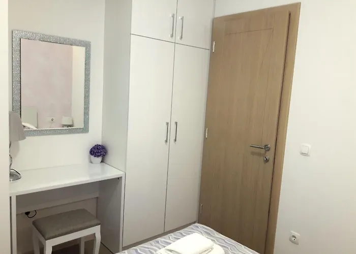 Apartment Natasha By Interhome Makarska
