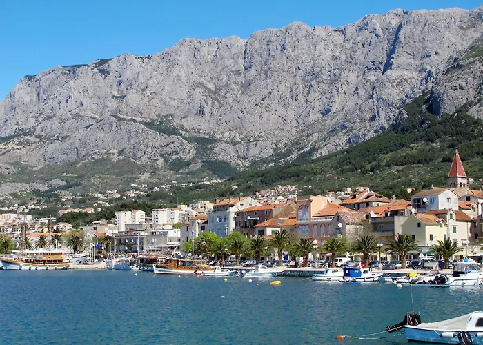 Natasha By Interhome Makarska